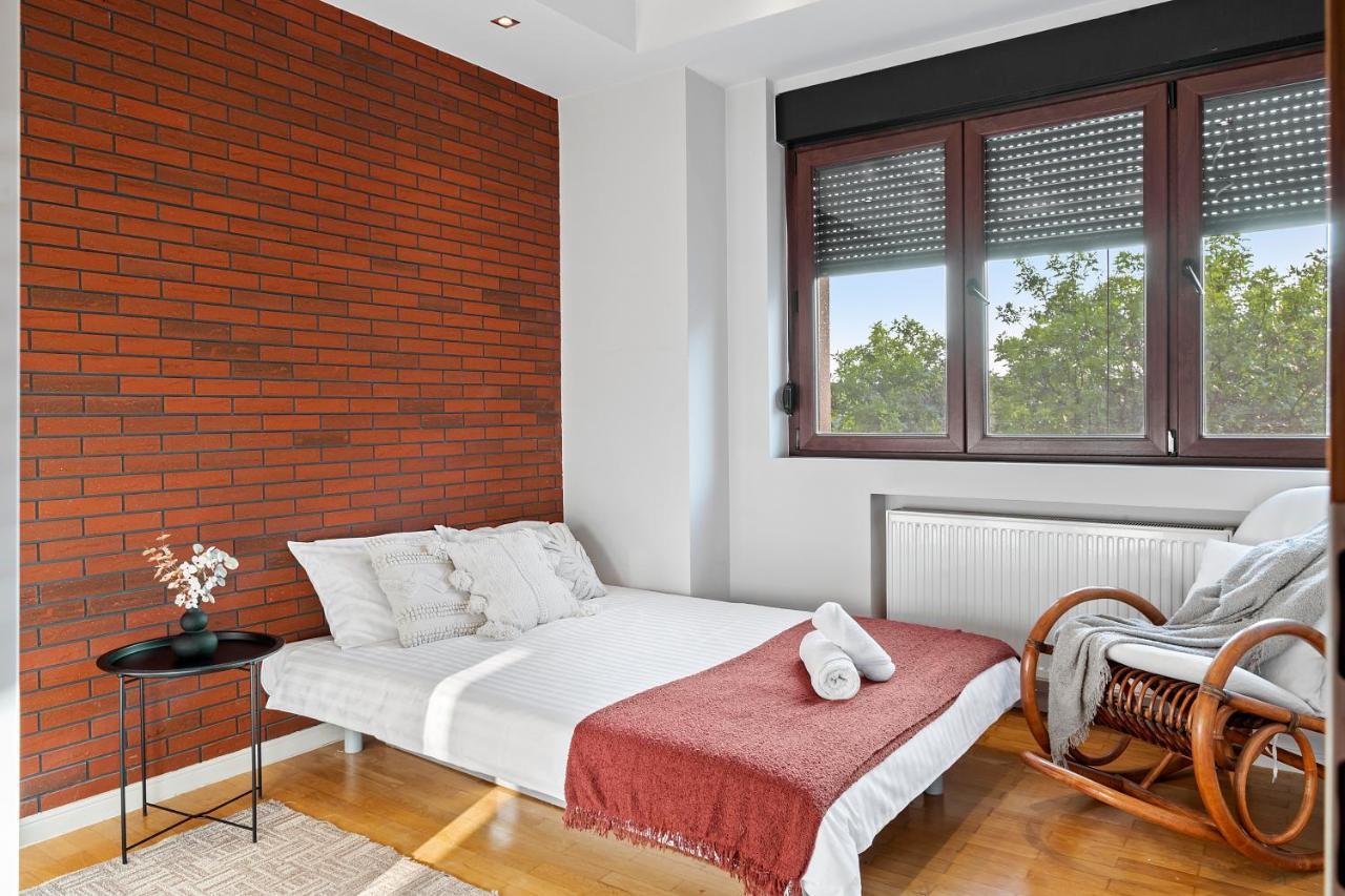 City Heart Retreat Elegant Apartment Bukareszt Zewnętrze zdjęcie