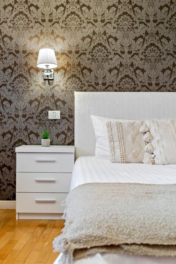 City Heart Retreat Elegant Apartment Bukareszt Zewnętrze zdjęcie